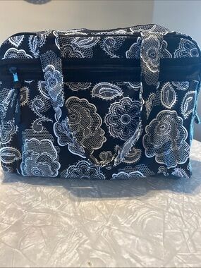 Thirty One Handle It Quilted Make Up Bag